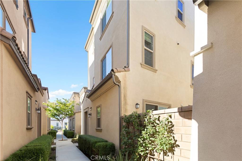 Upland, CA 91786,839 Cranberry WAY