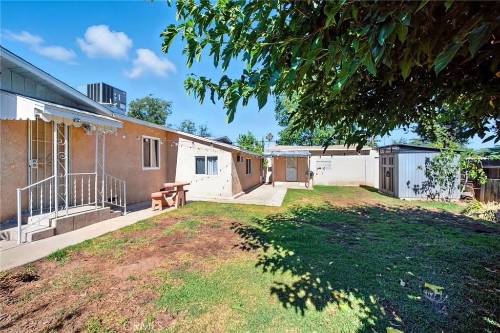 Beaumont, CA 92223,1043 E 9th ST