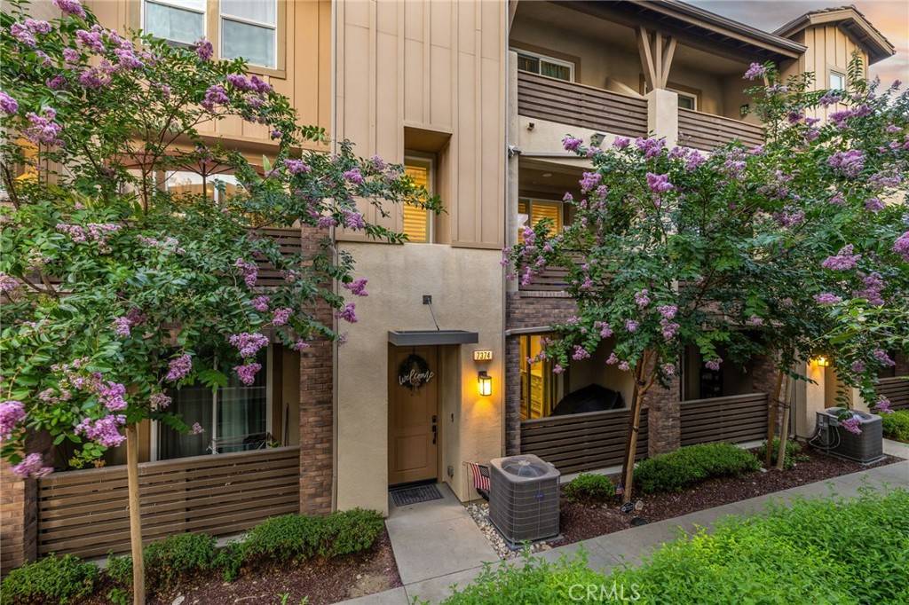Rancho Cucamonga, CA 91739,7374 Luminaire PL