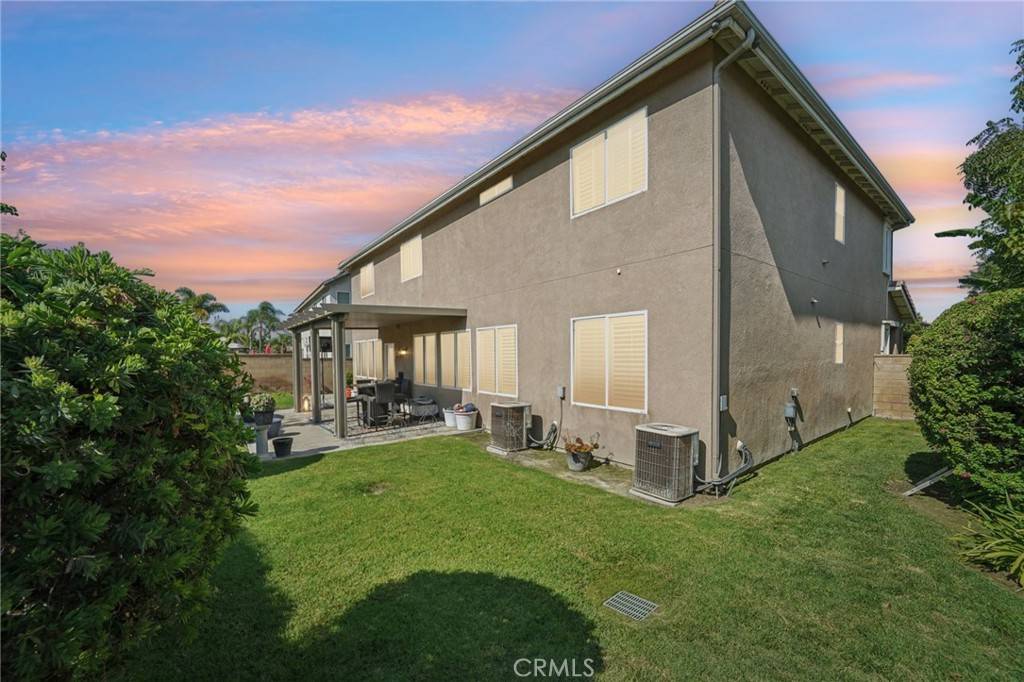 Eastvale, CA 92880,6545 Emerald Downs ST