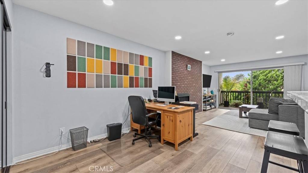 Culver City, CA 90230,1307 Raintree CIR