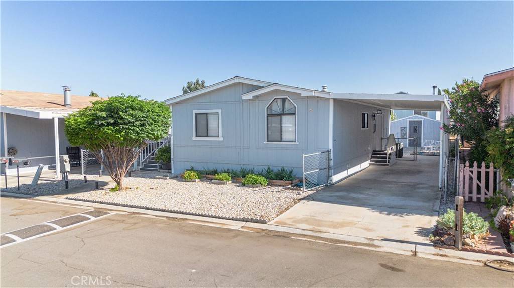 Hesperia, CA 92345,9161 Santa Fe AVE E #9
