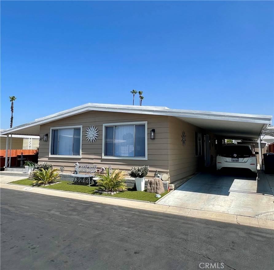 Hemet, CA 92545,601 N Kirby ST #67