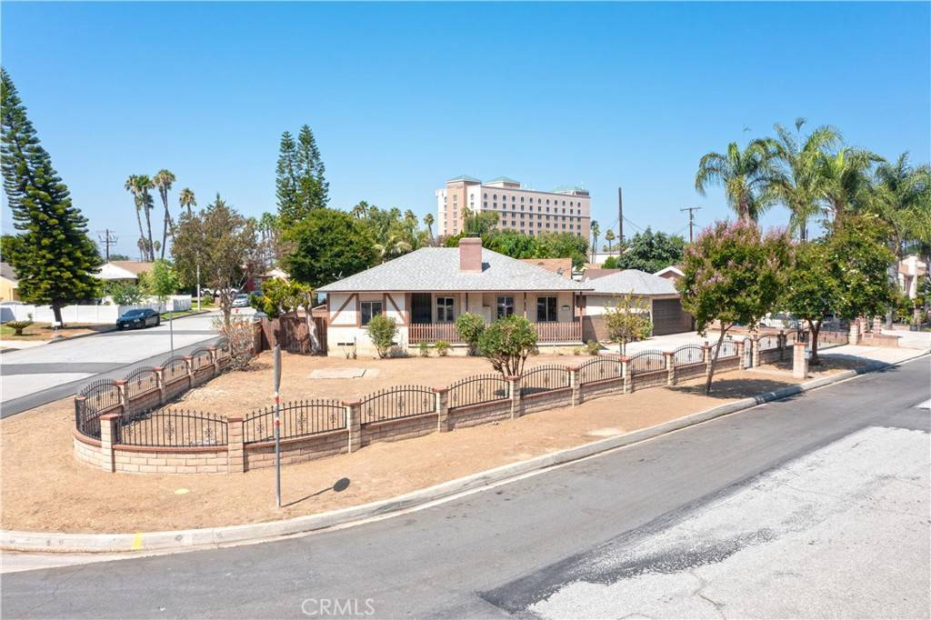 West Covina, CA 91790,2306 W Cedarwood ST