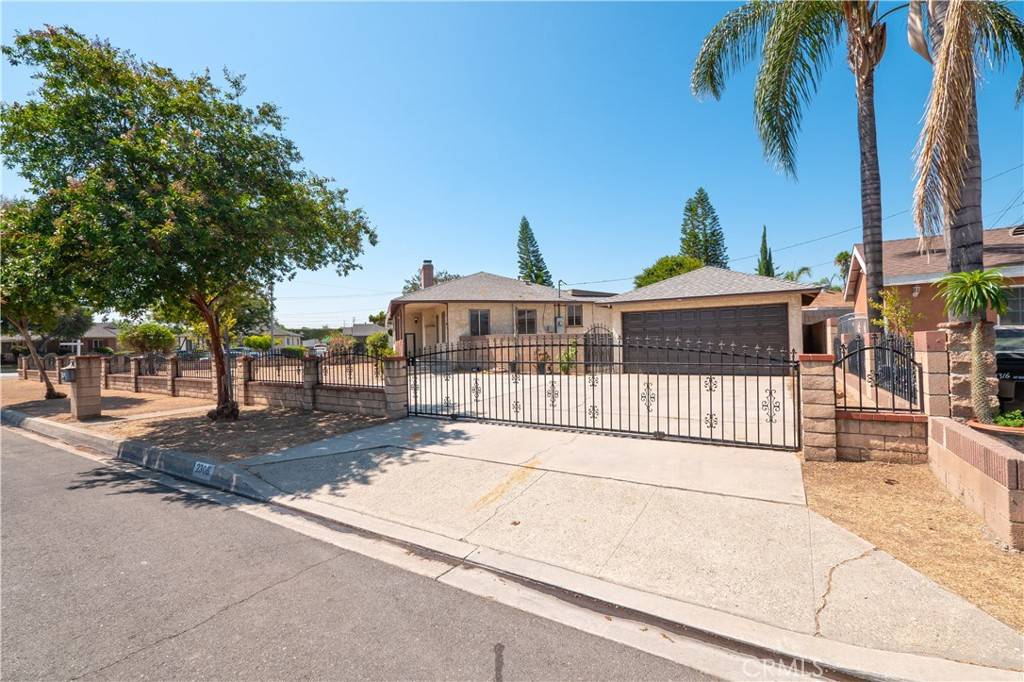 West Covina, CA 91790,2306 W Cedarwood ST