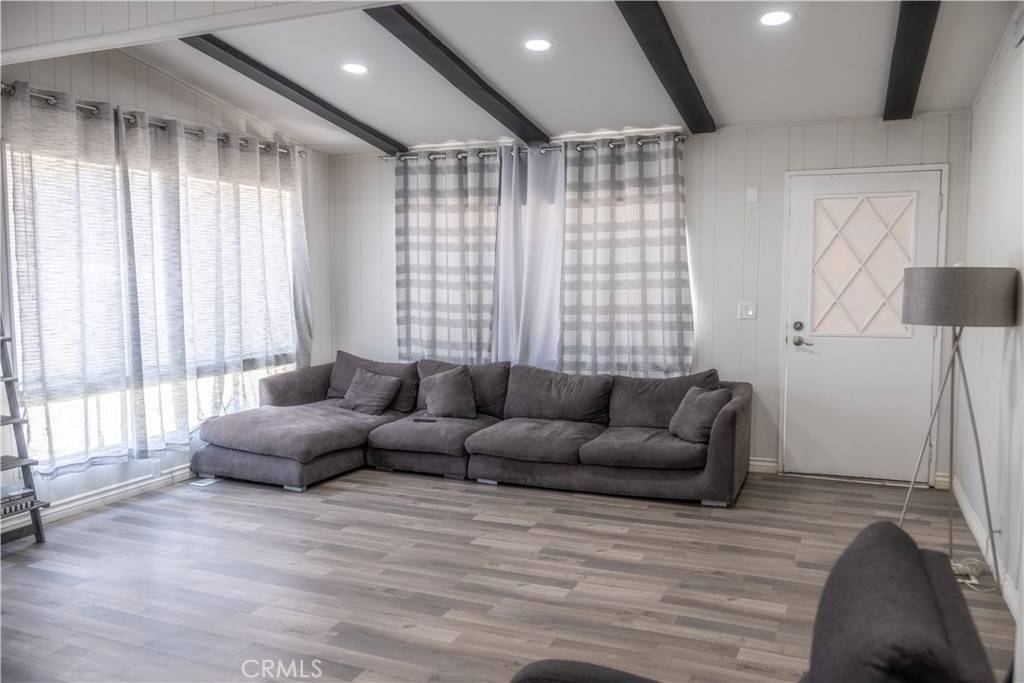 Eastvale, CA 91752,5800 Hamner AVE #655