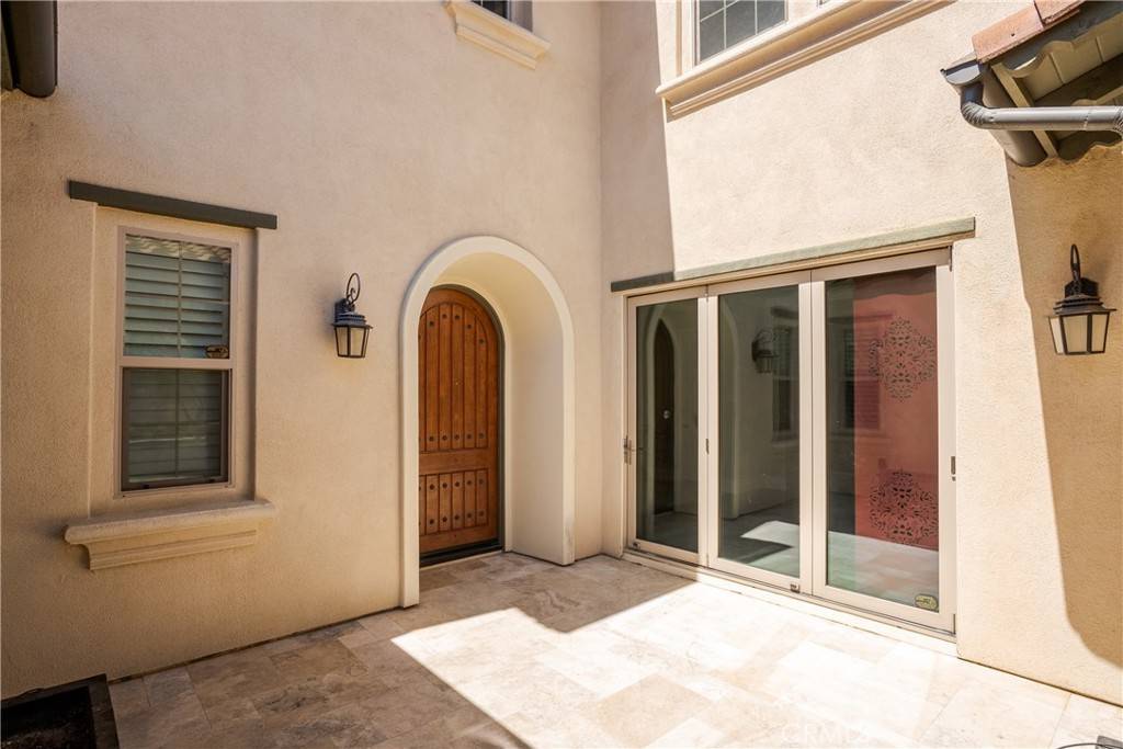 Brea, CA 92821,2498 E Santa Paula DR