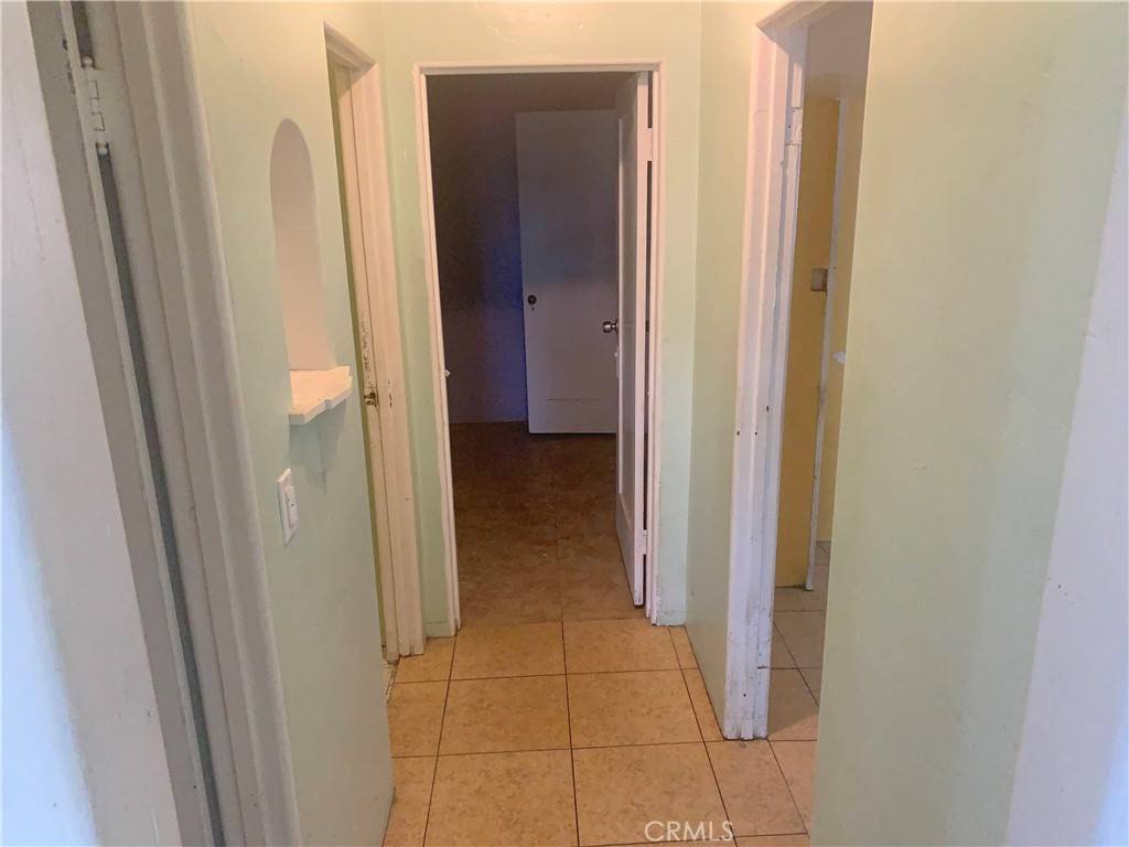 Pomona, CA 91768,781 W Center ST