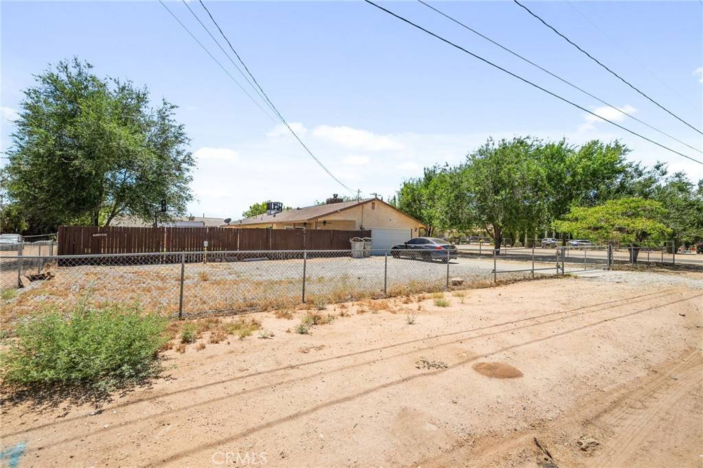Hesperia, CA 92345,7161 7th AVE