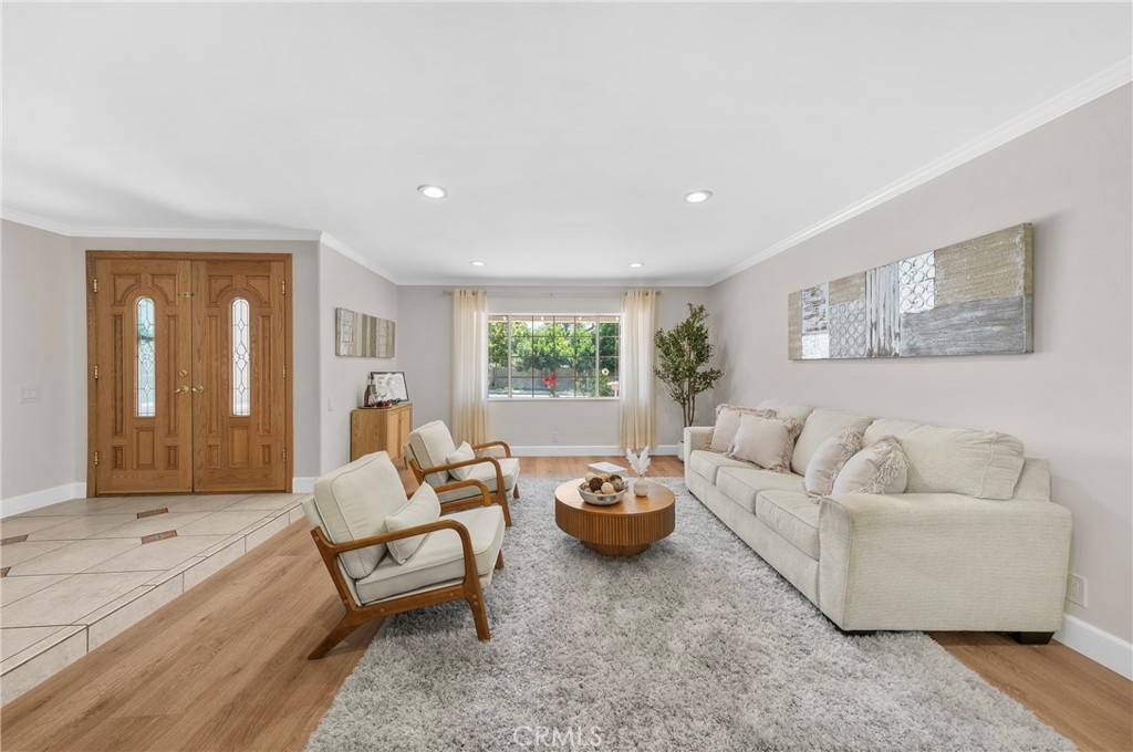 Thousand Oaks, CA 91360,3323 Rainbow Creek CIR