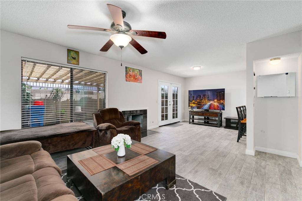 Azusa, CA 91702,543 E Arrow #19