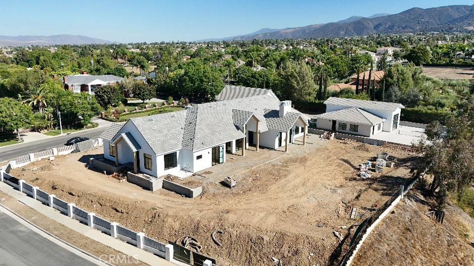 Corona, CA 92881,3100 Garretson AVE