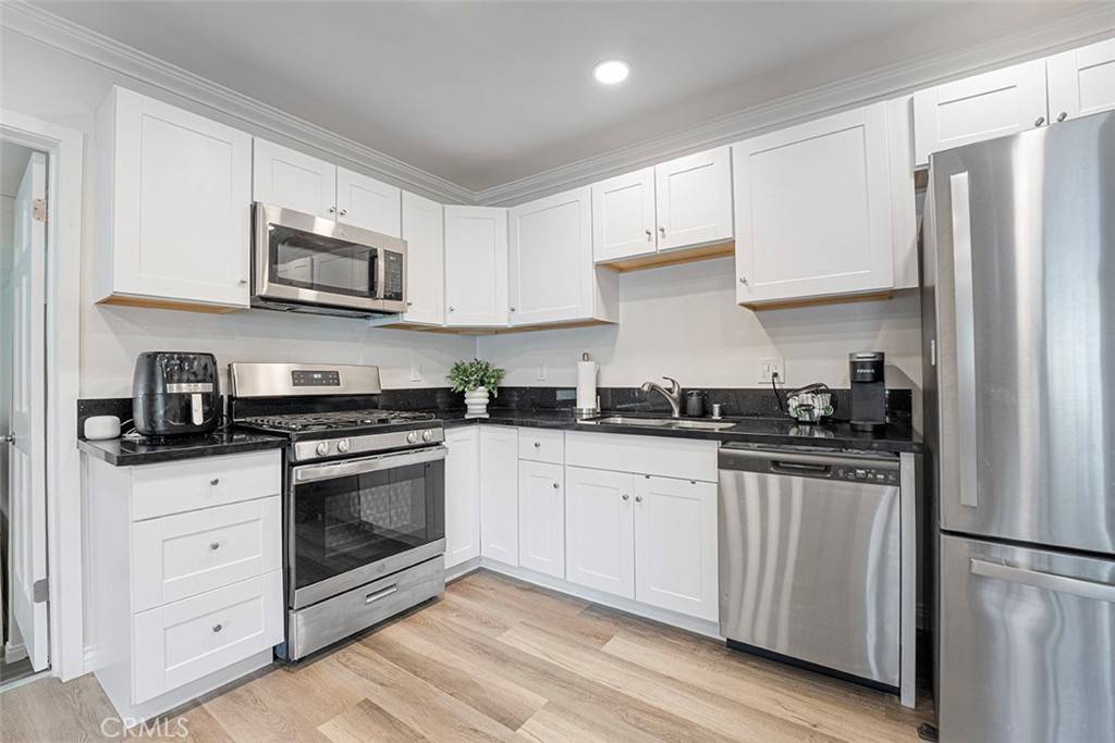Long Beach, CA 90805,106 E Osgood ST