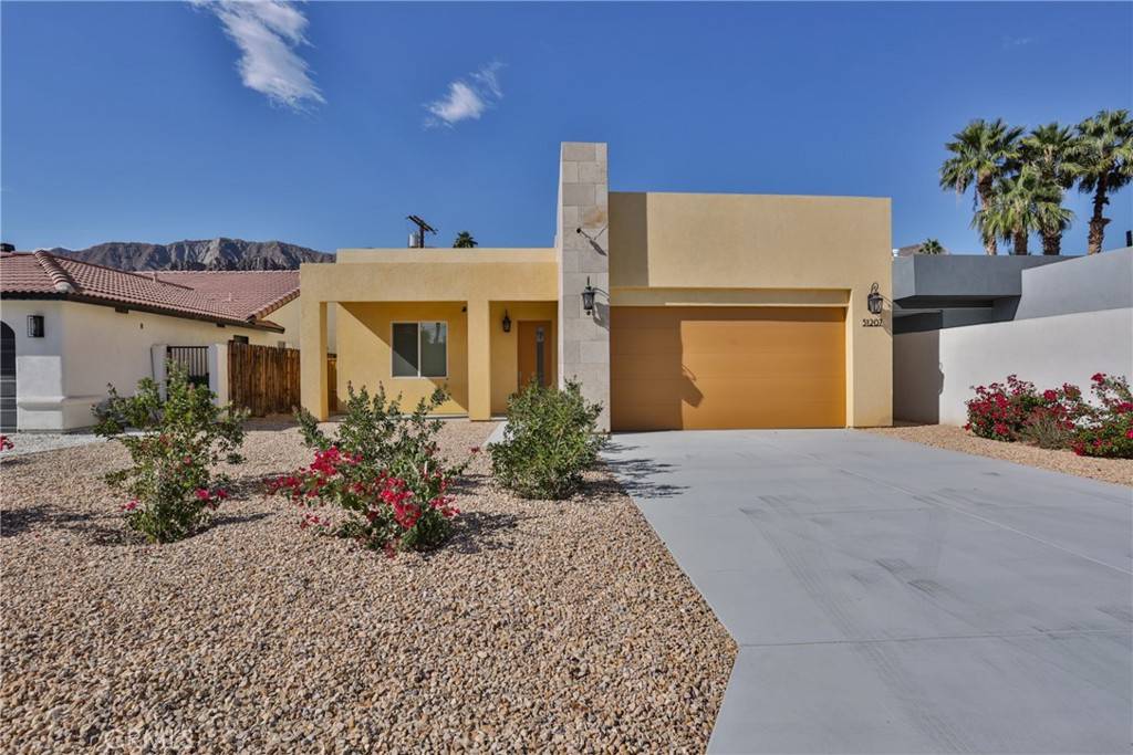 La Quinta, CA 92253,51207 Avenida Herrera