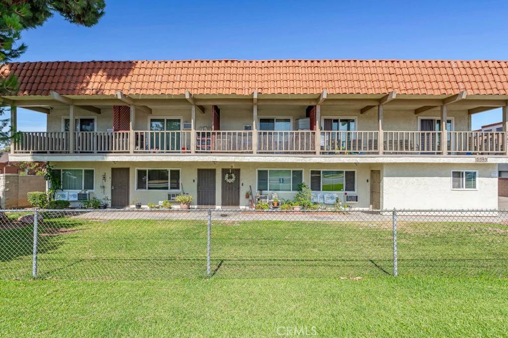 Whittier, CA 90601,5593 Pioneer BLVD #12