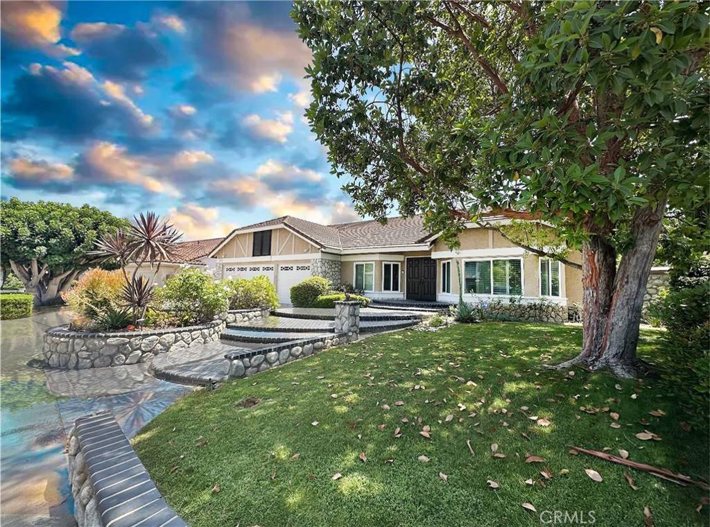 Yorba Linda, CA 92887,21630 Dunrobin WAY