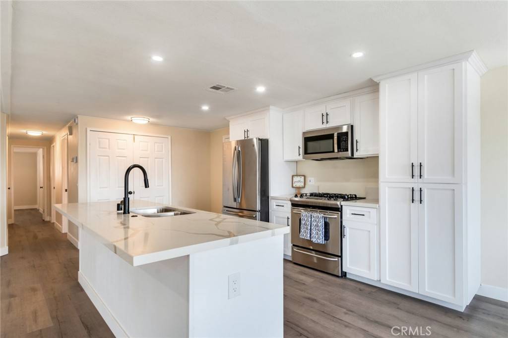 Rancho Cucamonga, CA 91701,10210 Baseline Road #115