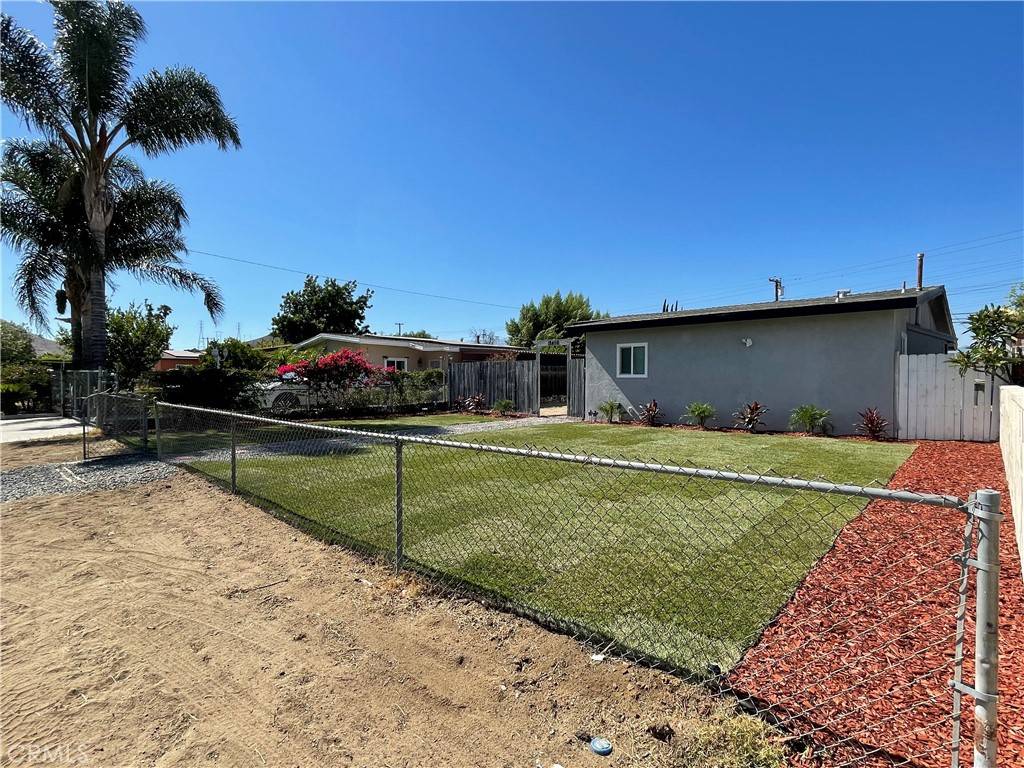 Bloomington, CA 92316,18456 10th ST