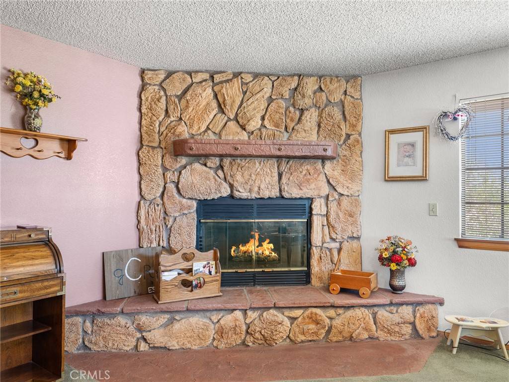 Apple Valley, CA 92307,14498 Ramona CIR