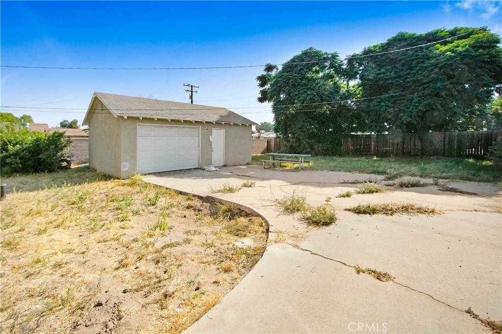 San Bernardino, CA 92407,4718 N E ST