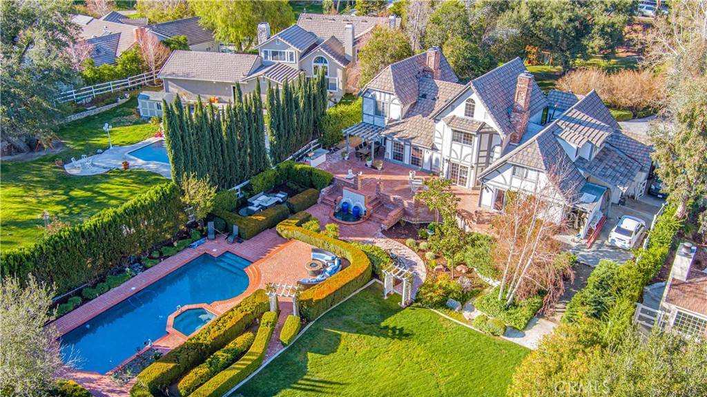 Canyon Country, CA 91387,15529 Saddleback RD