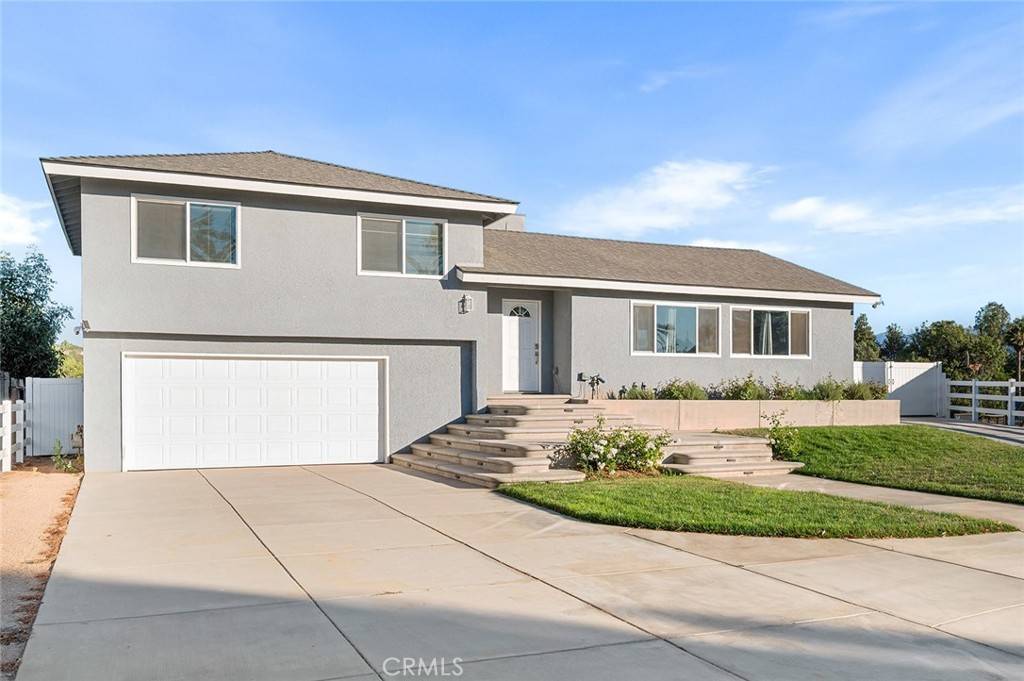 Norco, CA 92860,1436 Hilltop LN