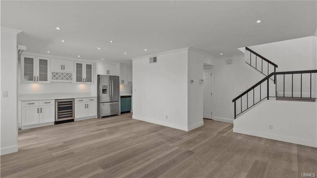 Sunland, CA 91040,10500 Sunland BLVD #4