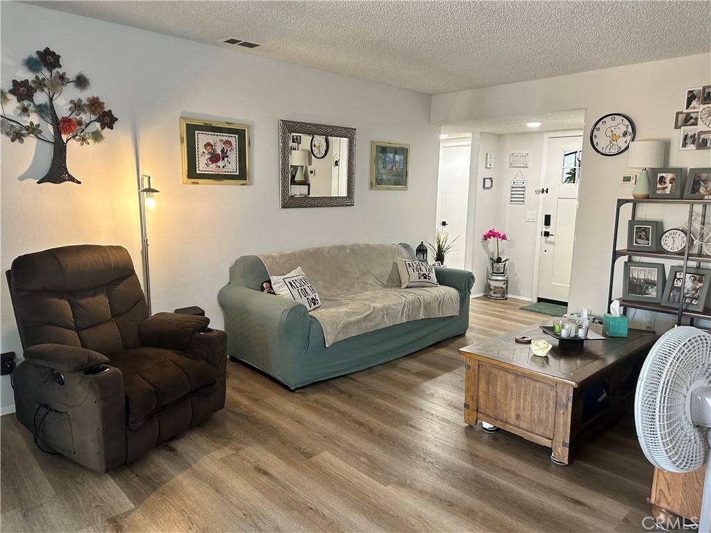 Hemet, CA 92545,1748 Amigo DR