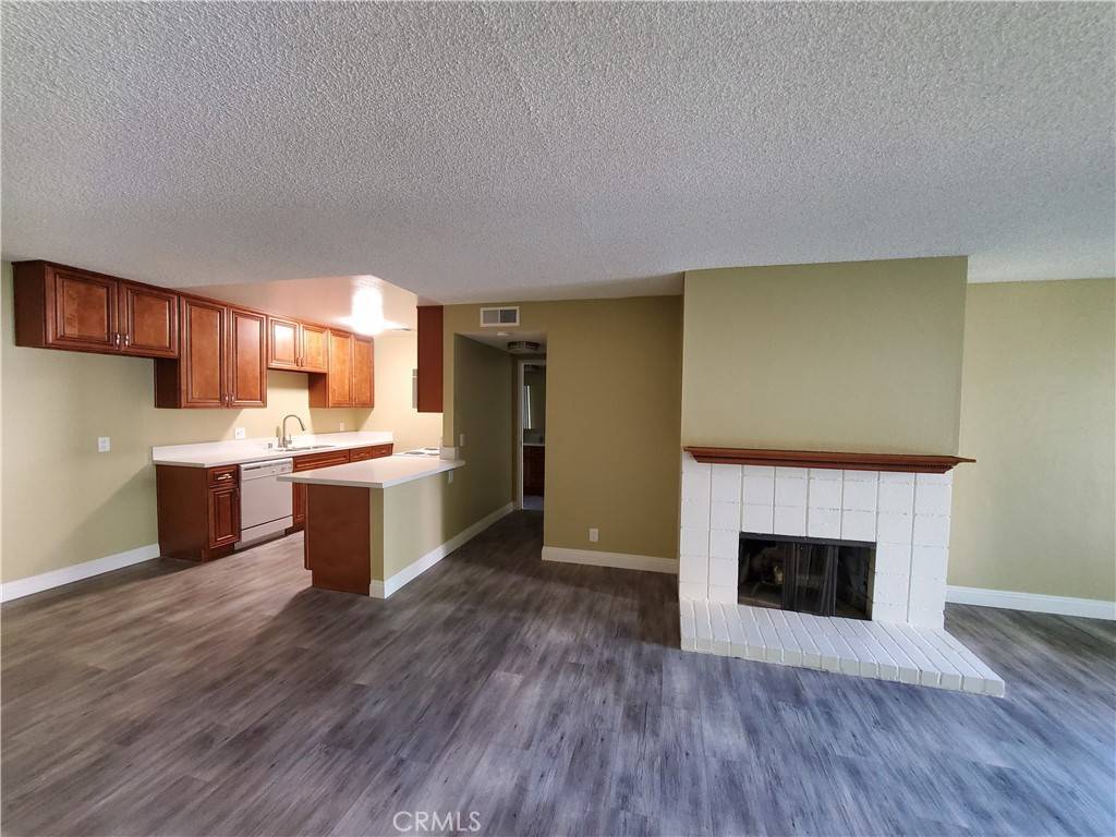 Diamond Bar, CA 91765,23617 Golden Springs DR #K14