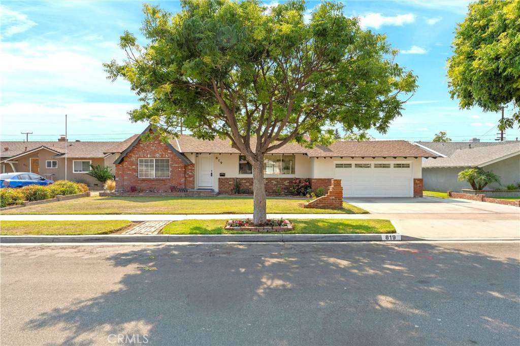 Anaheim, CA 92804,819 S Courson DR