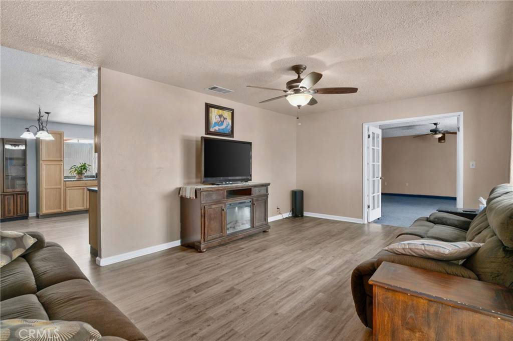 Hesperia, CA 92345,14537 Yucca ST