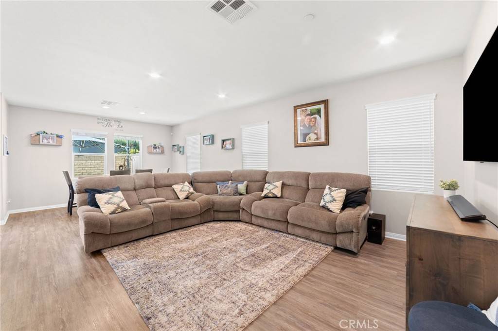 Upland, CA 91786,2319 Kay ST