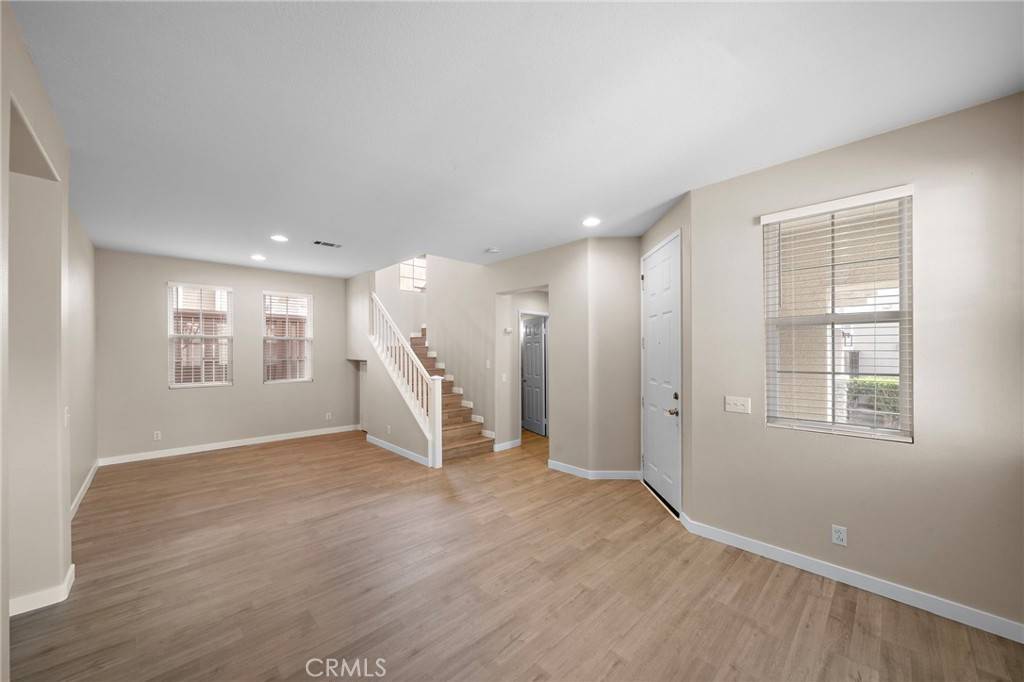 Aliso Viejo, CA 92656,47 Rue Du Chateau #26