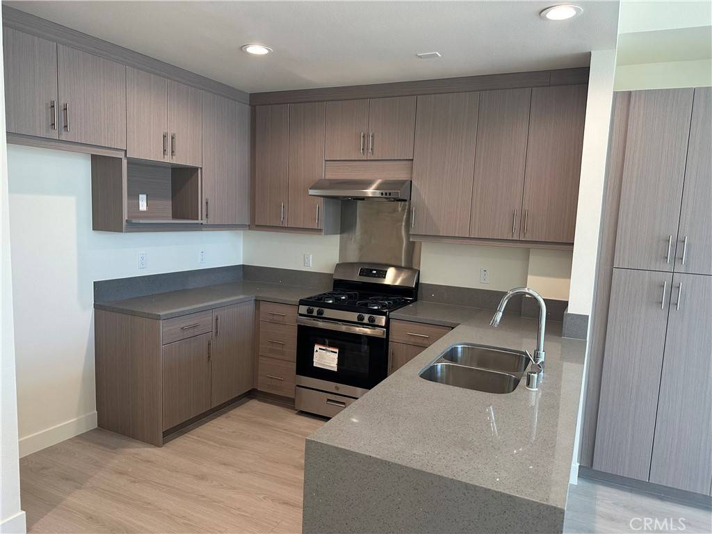 Alhambra, CA 91801,168 Monterey ST #422