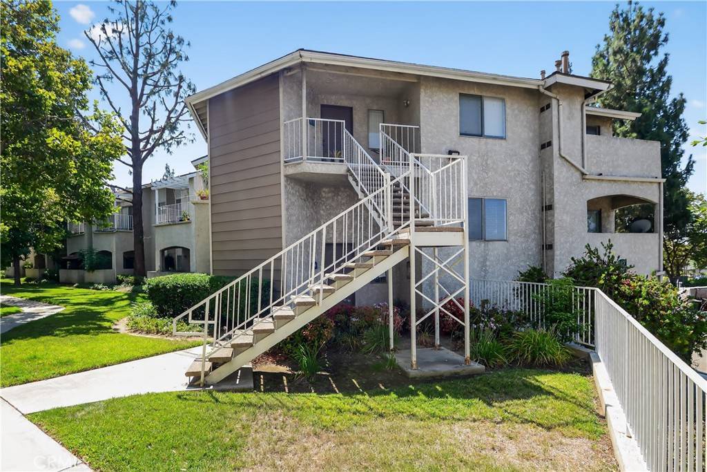 Pomona, CA 91767,2410 N Towne AVE #63