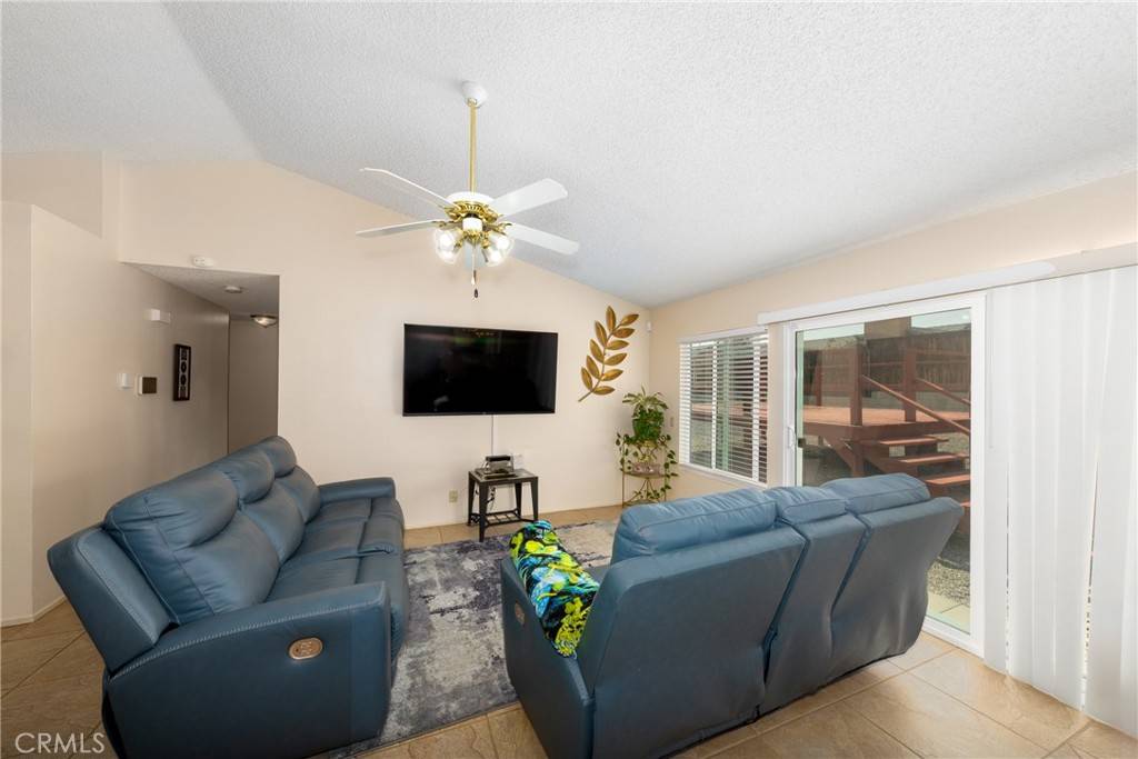 Victorville, CA 92392,13463 Desert Primrose LN