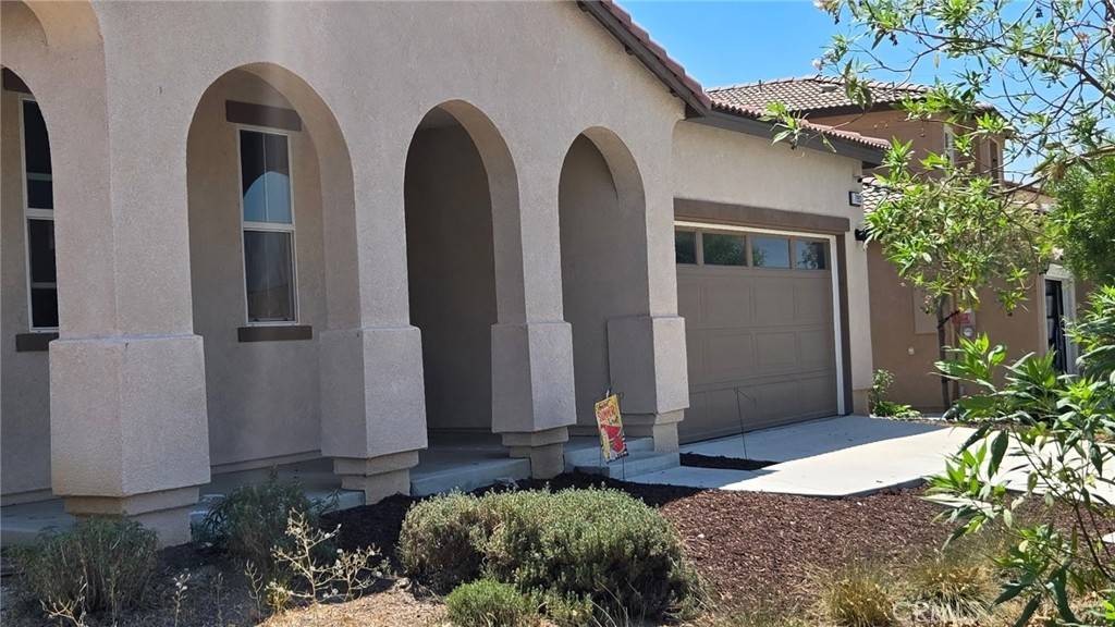 Highland, CA 92346,7993 Palermo CT