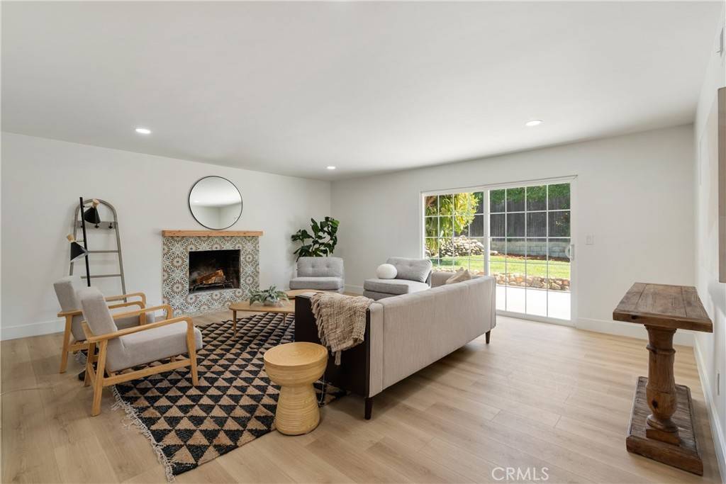 Claremont, CA 91711,221 Wiley CT