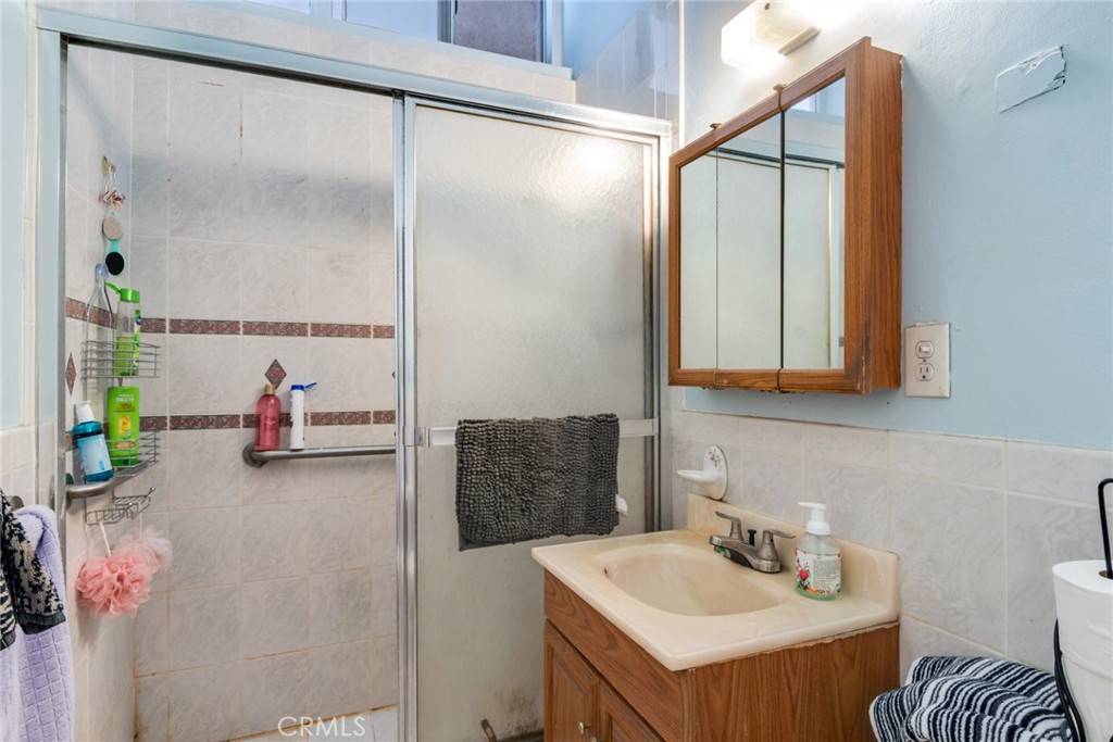 Fullerton, CA 92832,530 W Elm AVE
