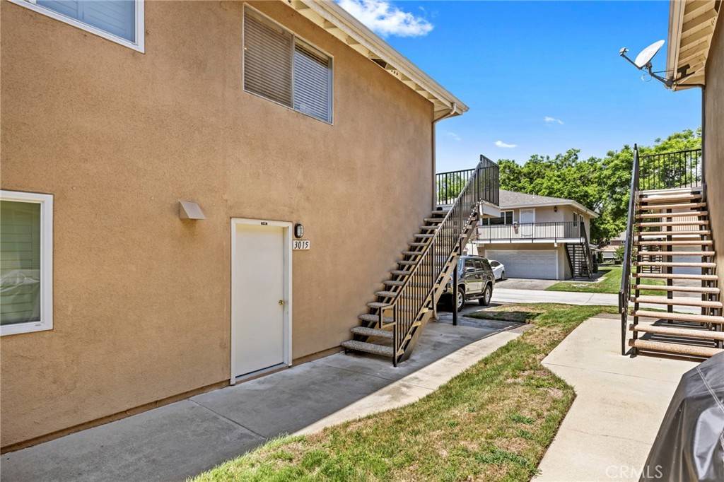 La Verne, CA 91750,3015 Knollwood AVE