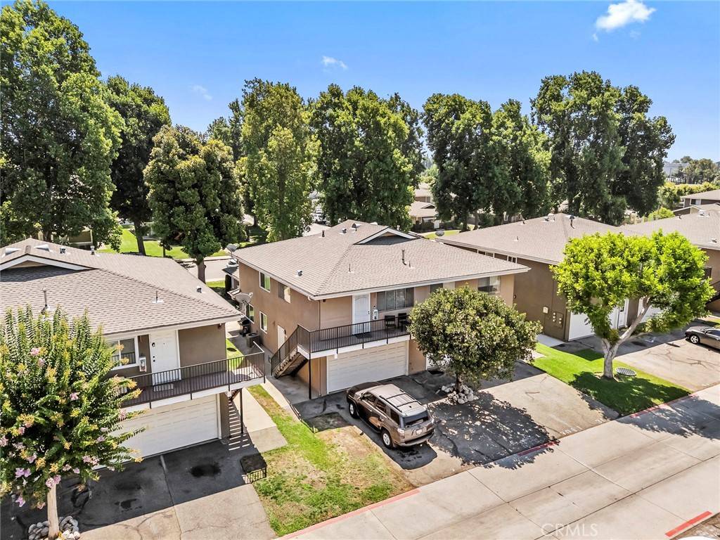 La Verne, CA 91750,3015 Knollwood AVE