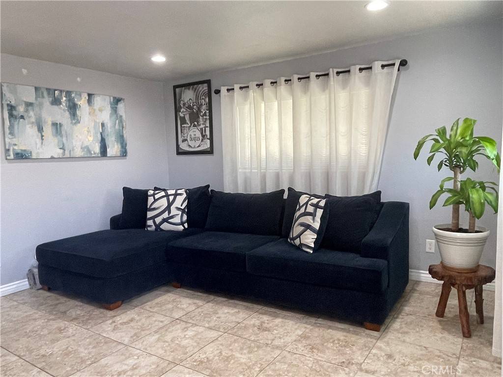 Hesperia, CA 92345,16531 16533 Vine ST #2