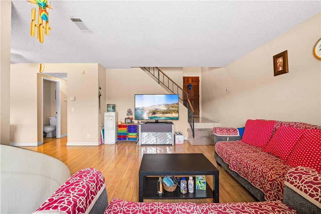 West Covina, CA 91790,104 Poxon PL