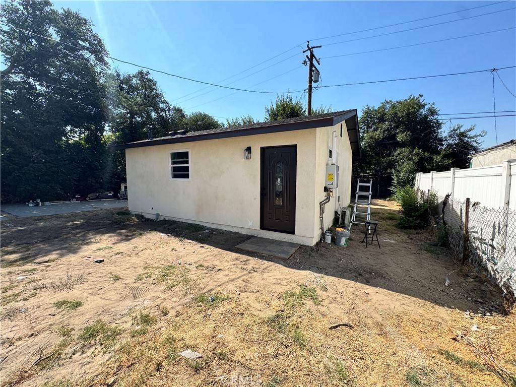 San Bernardino, CA 92405,615 W 27th ST