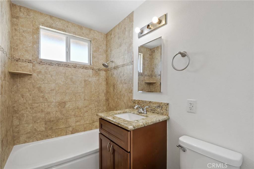 Pomona, CA 91766,1378 S Gibbs ST