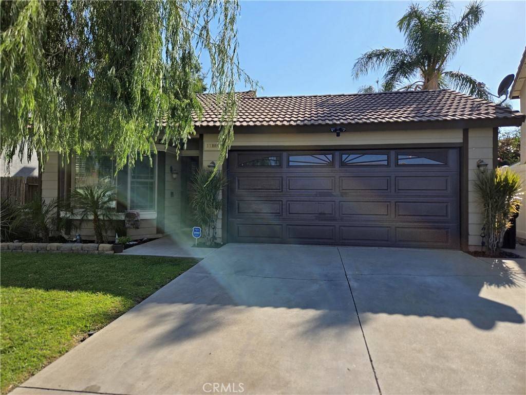 Fontana, CA 92337,11888 Banana AVE