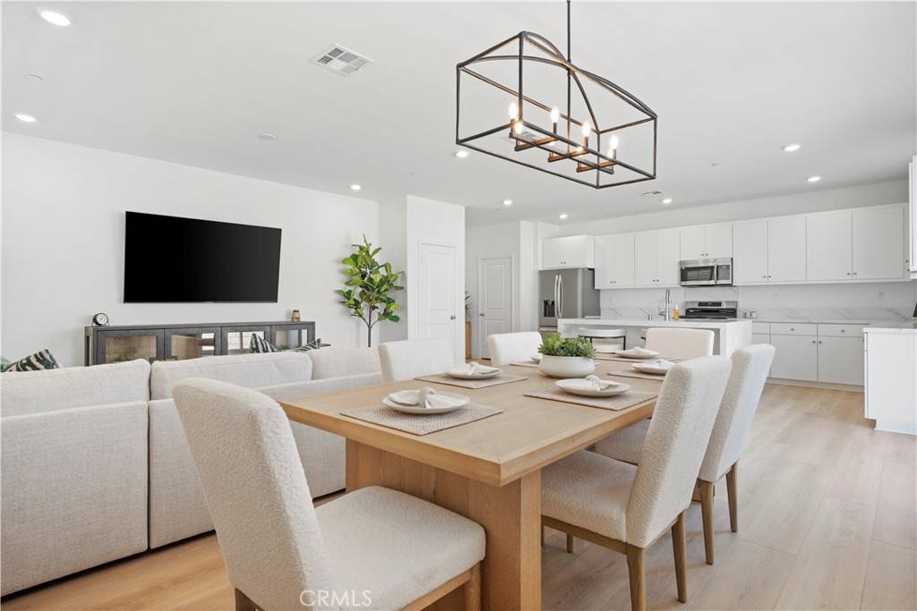 Murrieta, CA 92563,30310 Wild Oat ST