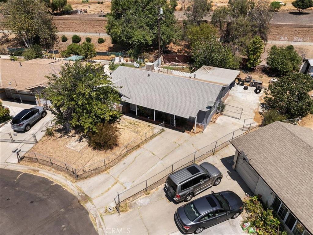 Jurupa Valley, CA 92509,3350 Jennie ST