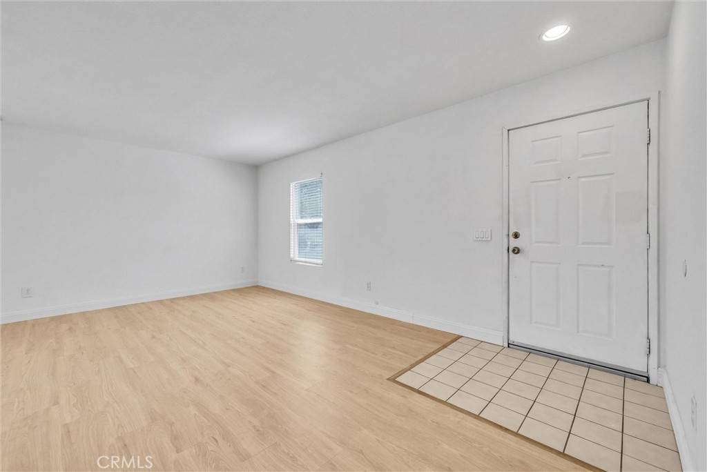 Eastvale, CA 92880,6334 Pomegranate CT