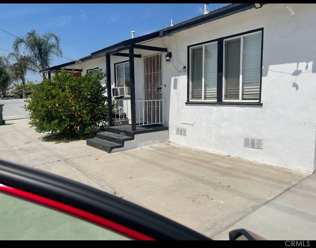 Fontana, CA 92335,15356 Merrill AVE #1